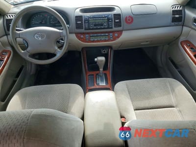 Zdjęcie 8 z 12 samochodu: 2003 TOYOTA CAMRY XLE VIN:4T1BE30K73U242127 - miniatura
