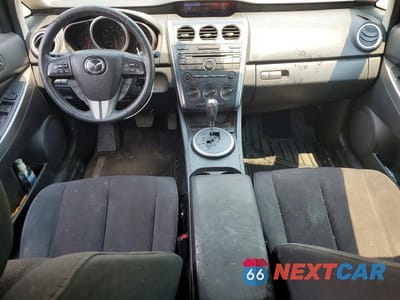 Zdjęcie 8 z 13 samochodu: 2010 MAZDA CX-7 VIN:JM3ER2W54A0336544 - miniatura