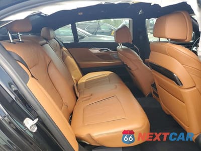 Zdjęcie 10 z 13 samochodu: 2022 BMW 750 XI VIN:WBA7U2C02NCJ34070 - miniatura