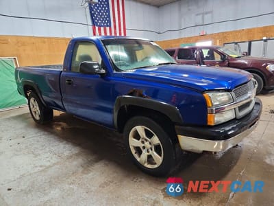 Czwarte zdjęcie samochodu z boku: 2003 CHEVROLET SILVERADO K1500 VIN:1GCEK14X03Z120197 - miniatura