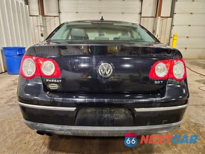 Zdjęcie 6 z 13 samochodu: 2010 VOLKSWAGEN PASSAT KOMFORT VIN:WVWJK7AN8AE097468 - miniatura