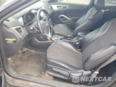 Zdjęcie 7 z 12 samochodu: 2017 HYUNDAI VELOSTER BASE VIN:KMHTC6AD7HU310039 - miniatura