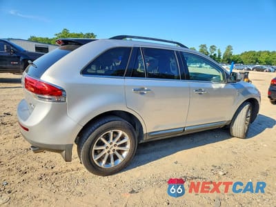 Trzecie zdjęcie samochodu z tyłu: 2011 LINCOLN MKX VIN:2LMDJ8JK7BBJ07447 - miniatura