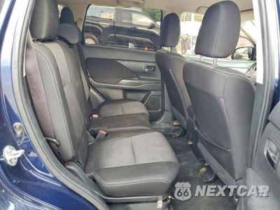 Zdjęcie 11 z 14 samochodu: 2018 MITSUBISHI OUTLANDER ES VIN:JA4AD2A31JZ060969 - miniatura