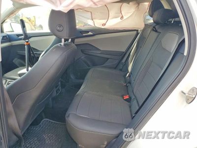 Zdjęcie 10 z 12 samochodu: 2024 VOLKSWAGEN TAOS SE VIN:3VVEX7B25RM025478 - miniatura