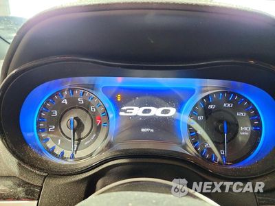 Zdjęcie 9 z 12 samochodu: 2017 CHRYSLER 300 S VIN:2C3CCAGG0HH627094 - miniatura