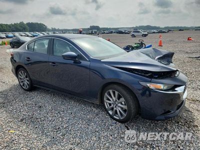 Czwarte zdjęcie samochodu z boku: 2026 MAZDA 3 PREFERRED VIN:JM1BPACL0T1864657 - miniatura