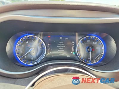 Zdjęcie 9 z 14 samochodu: 2018 CHRYSLER PACIFICA TOURING L VIN:2C4RC1BG5JR197818 - miniatura