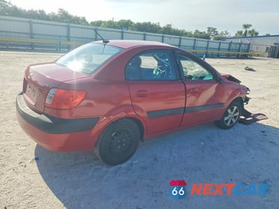 Trzecie zdjęcie samochodu z tyłu: 2009 KIA RIO BASE VIN:KNADE223896498767 - miniatura