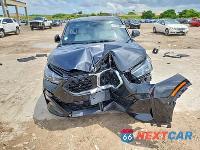 Piąte zdjęcie samochodu w środku: 2026 BMW X2 XDRIVE28I VIN:WBX63GM02T5406425 - miniatura
