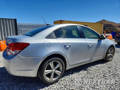 Trzecie zdjęcie samochodu z tyłu: 2015 CHEVROLET CRUZE LT VIN:1G1PE5SB0F7186319 - miniatura