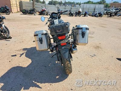 Czwarte zdjęcie samochodu z boku: 2025 SUZUKI DL650 VIN:JS1C733B1S7100362 - miniatura