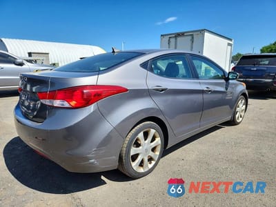 Trzecie zdjęcie samochodu z tyłu: 2011 HYUNDAI ELANTRA LIMITED VIN:5NPDH4AE1BH076411 - miniatura