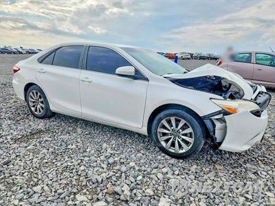Czwarte zdjęcie samochodu z boku: 2017 TOYOTA CAMRY XLE VIN:4T1BF1FK1HU735446 - miniatura
