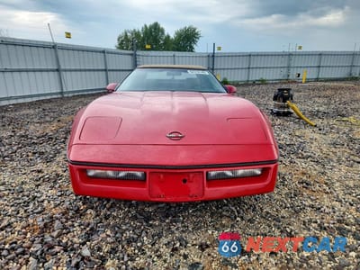 Piąte zdjęcie samochodu w środku: 1986 CHEVROLET CORVETTE VIN:1G1YY6782G5906909 - miniatura
