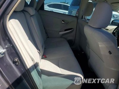 Zdjęcie 10 z 12 samochodu: 2014 TOYOTA PRIUS THREE VIN:JTDKN3DU9E1764763 - miniatura