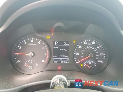 Zdjęcie 9 z 12 samochodu: 2019 KIA RIO S VIN:3KPA24AB9KE221113 - miniatura