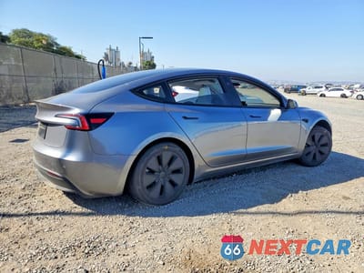 Trzecie zdjęcie samochodu z tyłu: 2025 TESLA MODEL 3 VIN:5YJ3E1EAXSF064931 - miniatura