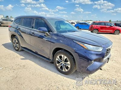 Czwarte zdjęcie samochodu z boku: 2020 TOYOTA HIGHLANDER HYBRID XLE VIN:5TDGARAH0LS500214 - miniatura