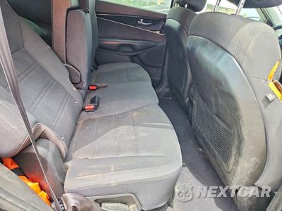 Zdjęcie 11 z 14 samochodu: 2018 KIA SORENTO LX V6 VIN:5XYPGDA58JG338642 - miniatura