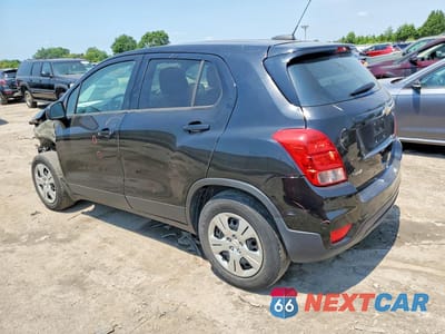 Drugie zdjęcie samochodu z przodu: 2019 CHEVROLET TRAX LS VIN:3GNCJKSB4KL176714 - miniatura