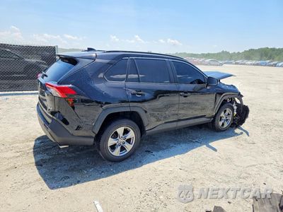 Trzecie zdjęcie samochodu z tyłu: 2024 TOYOTA RAV4 XLE VIN:2T3W1RFV9RW334423 - miniatura