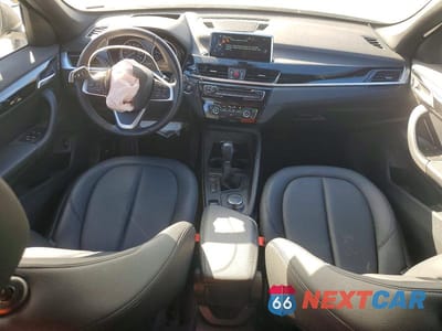 Zdjęcie 8 z 13 samochodu: 2017 BMW X1 XDRIVE28I VIN:WBXHT3C3XH5F68231 - miniatura