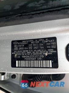 Zdjęcie 12 z 12 samochodu: 2015 HYUNDAI GENESIS 3.8L VIN:KMHGN4JE5FU071306 - miniatura