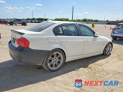 Trzecie zdjęcie samochodu z tyłu: 2009 BMW 328 I SULEV VIN:WBAPH57599NL77705 - miniatura