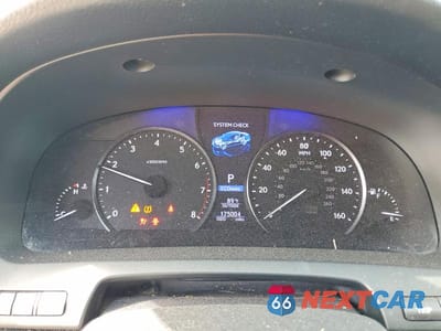Zdjęcie 9 z 12 samochodu: 2013 LEXUS LS 460 VIN:JTHBL5EF8D5119836 - miniatura