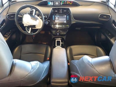 Zdjęcie 8 z 14 samochodu: 2017 TOYOTA PRIUS THREE TOURING VIN:JTDKARFU6H3528186 - miniatura