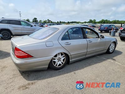 Trzecie zdjęcie samochodu z tyłu: 2006 MERCEDES-BENZ S 350 VIN:WDBNF67J26A479108 - miniatura