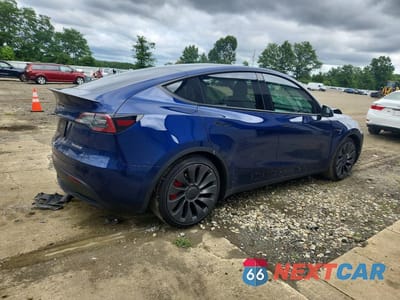 Trzecie zdjęcie samochodu z tyłu: 2022 TESLA MODEL Y VIN:7SAYGDEF3NF530378 - miniatura