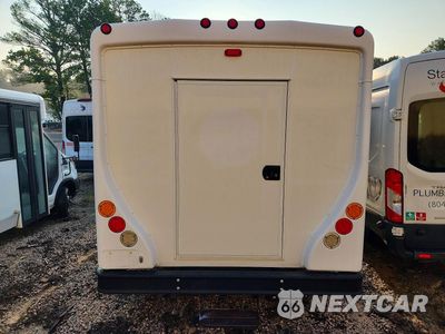 Zdjęcie 6 z 12 samochodu: 2015 FORD E450 SHUTTLE BUS VIN:1FDFE4FS2FDA35079 - miniatura
