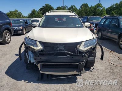 Piąte zdjęcie samochodu w środku: 2018 NISSAN ROGUE SV VIN:JN8AT2MT8JW490301 - miniatura