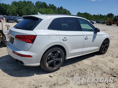 Trzecie zdjęcie samochodu z tyłu: 2019 AUDI SQ5 PREMIUM PLUS VIN:WA1B4AFY0K2100066 - miniatura