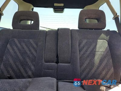 Zdjęcie 10 z 13 samochodu: 2000 HONDA CR-V LX VIN:JHLRD2849YC014765 - miniatura