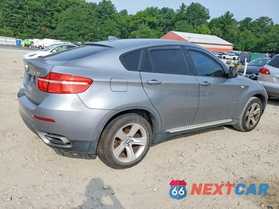 Trzecie zdjęcie samochodu z tyłu: 2012 BMW X6 XDRIVE50I VIN:5UXFG8C59CL590826 - miniatura