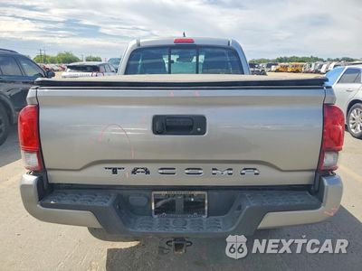 Zdjęcie 6 z 12 samochodu: 2018 TOYOTA TACOMA SR VIN:5TFRX5GN5JX119818 - miniatura