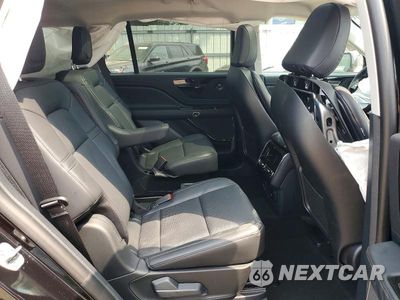 Zdjęcie 11 z 13 samochodu: 2026 LINCOLN AVIATOR VIN:5LM5J6XC2TGL04537 - miniatura