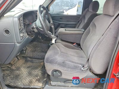 Zdjęcie 7 z 12 samochodu: 2002 GMC NEW SIERRA K1500 VIN:1GTEK19T62E154673 - miniatura