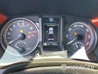 Zdjęcie 9 z 12 samochodu: 2016 TOYOTA TACOMA TRD SPORT VIN:3TMAZ5CN1GM025947 - miniatura