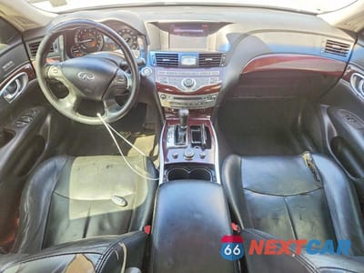 Zdjęcie 8 z 12 samochodu: 2013 INFINITI M37 X VIN:JN1BY1AR7DM604117 - miniatura