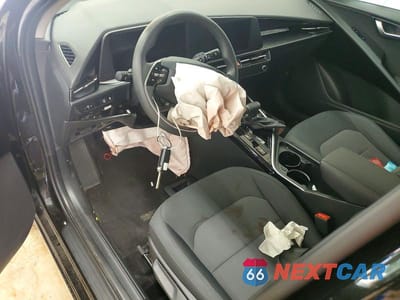 Zdjęcie 8 z 12 samochodu: 2025 KIA NIRO LX VIN:KNDCP3LE0S5306056 - miniatura