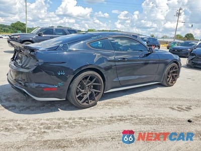 Trzecie zdjęcie samochodu z tyłu: 2018 FORD MUSTANG VIN:1FA6P8TH1J5102326 - miniatura
