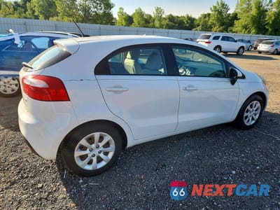 Trzecie zdjęcie samochodu z tyłu: 2013 KIA RIO LX VIN:KNADM5A33D6106597 - miniatura