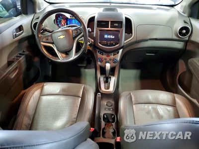 Zdjęcie 8 z 14 samochodu: 2013 CHEVROLET SONIC LTZ VIN:1G1JE6SB8D4135614 - miniatura