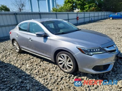 Czwarte zdjęcie samochodu z boku: 2018 ACURA ILX BASE WATCH PLUS VIN:19UDE2F33JA005965 - miniatura