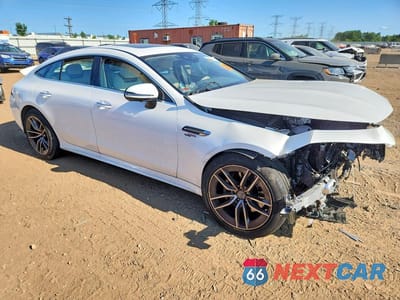 Czwarte zdjęcie samochodu z boku: 2022 MERCEDES-BENZ AMG GT 43 VIN:W1K7X5KB4NA051093 - miniatura
