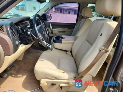 Zdjęcie 7 z 12 samochodu: 2012 CHEVROLET SILVERADO K1500 LT VIN:3GCPKSE7XCG263901 - miniatura